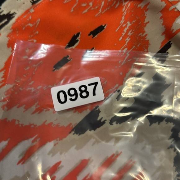 Vince Camuto blouse plus size 2x Orange and Cream flowy ponch style - Picture 12 of 12